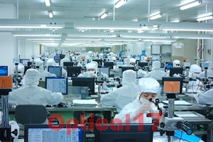 桂林光學(xué)儀器廠生產(chǎn)車(chē)間